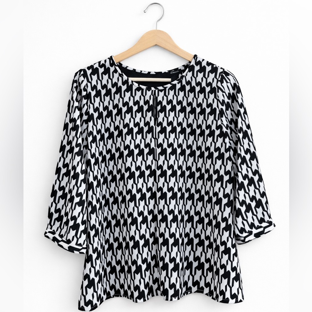 The Limited Black White Geometric Print Blouse Small